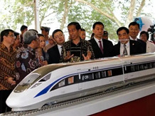 【雅万高铁】南京曼卡特预埋槽道为印尼轨道交通助力